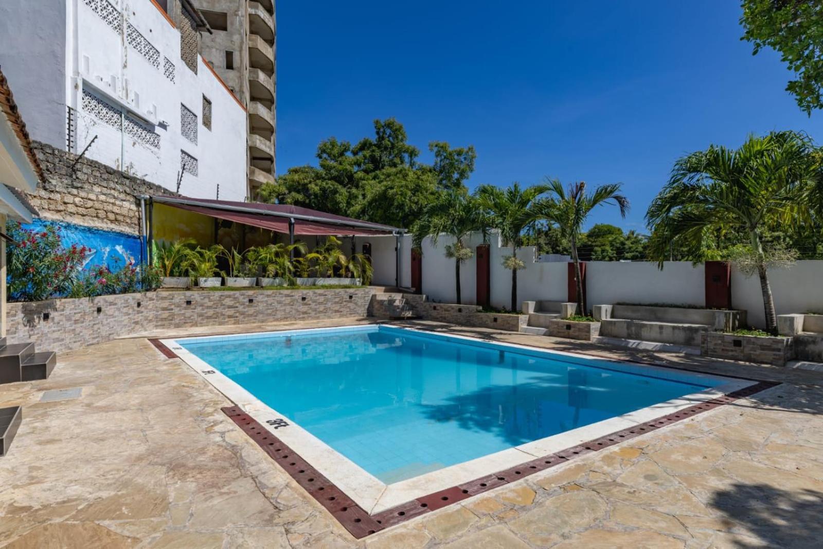 Hotel Makaazi Nyali à Mombasa Extérieur photo